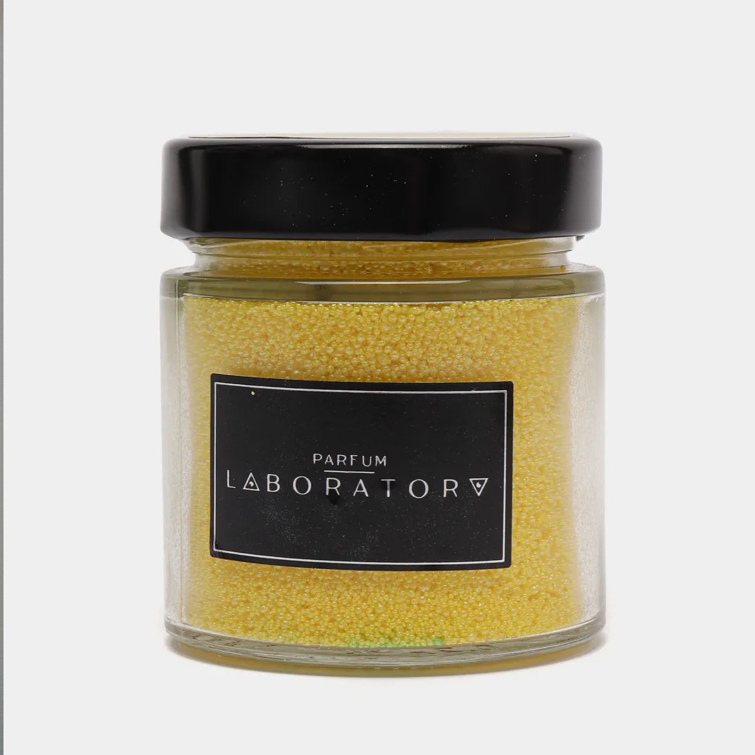 LAB Parfum Свеча оранжевая "Утро в постели"