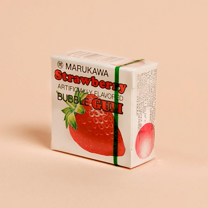 Жевательная резинка MARUKAWA "Клубника" 4 шарика